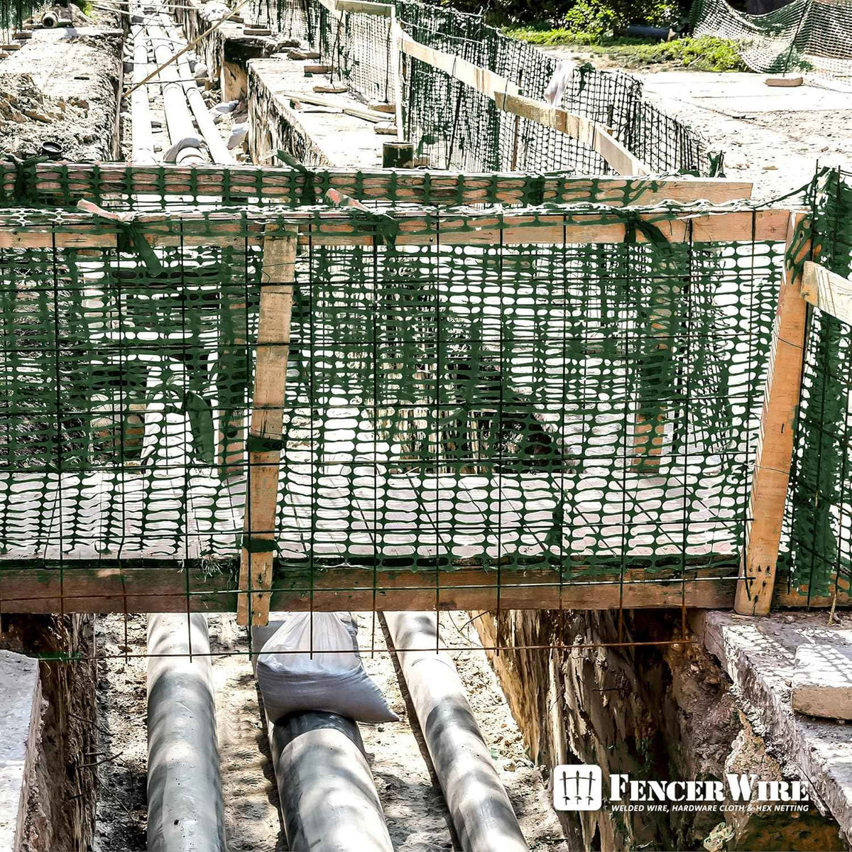 4 ft. x 100 ft. Green Plastic Fencing Roll for Construction Fencing, Pet Fencing and Event Fencing, 4 cm x 10 cm Mesh