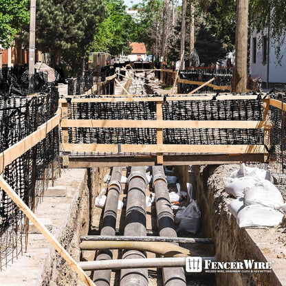 4 ft. x 100 ft. Black Plastic Fencing Roll for Construction Fencing, Pet Fencing and Event Fencing, 4 cm x 10 cm Mesh